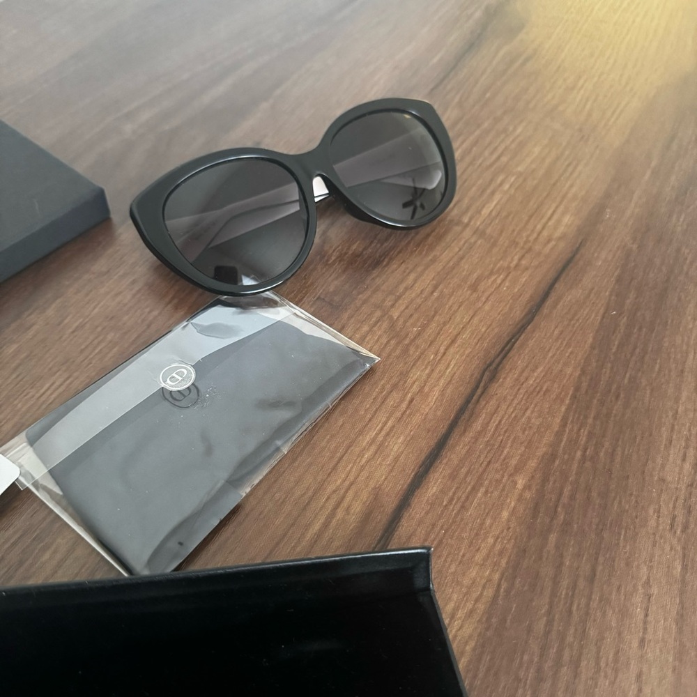 Authentic Christian Dior Lady Dior Black Cat Eye Sunglasses - Picture 6 of 7